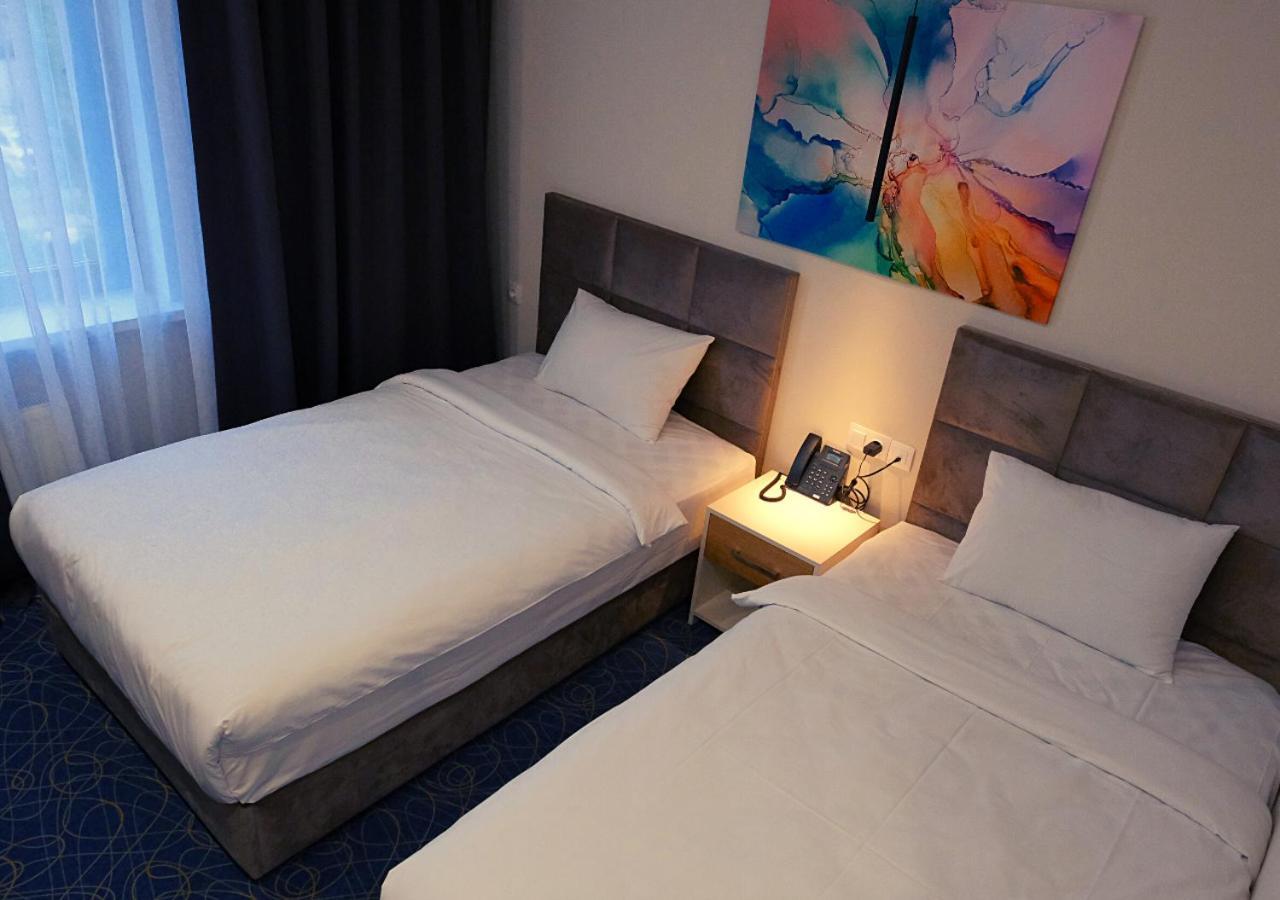 Add Hotel Almaty Extérieur photo