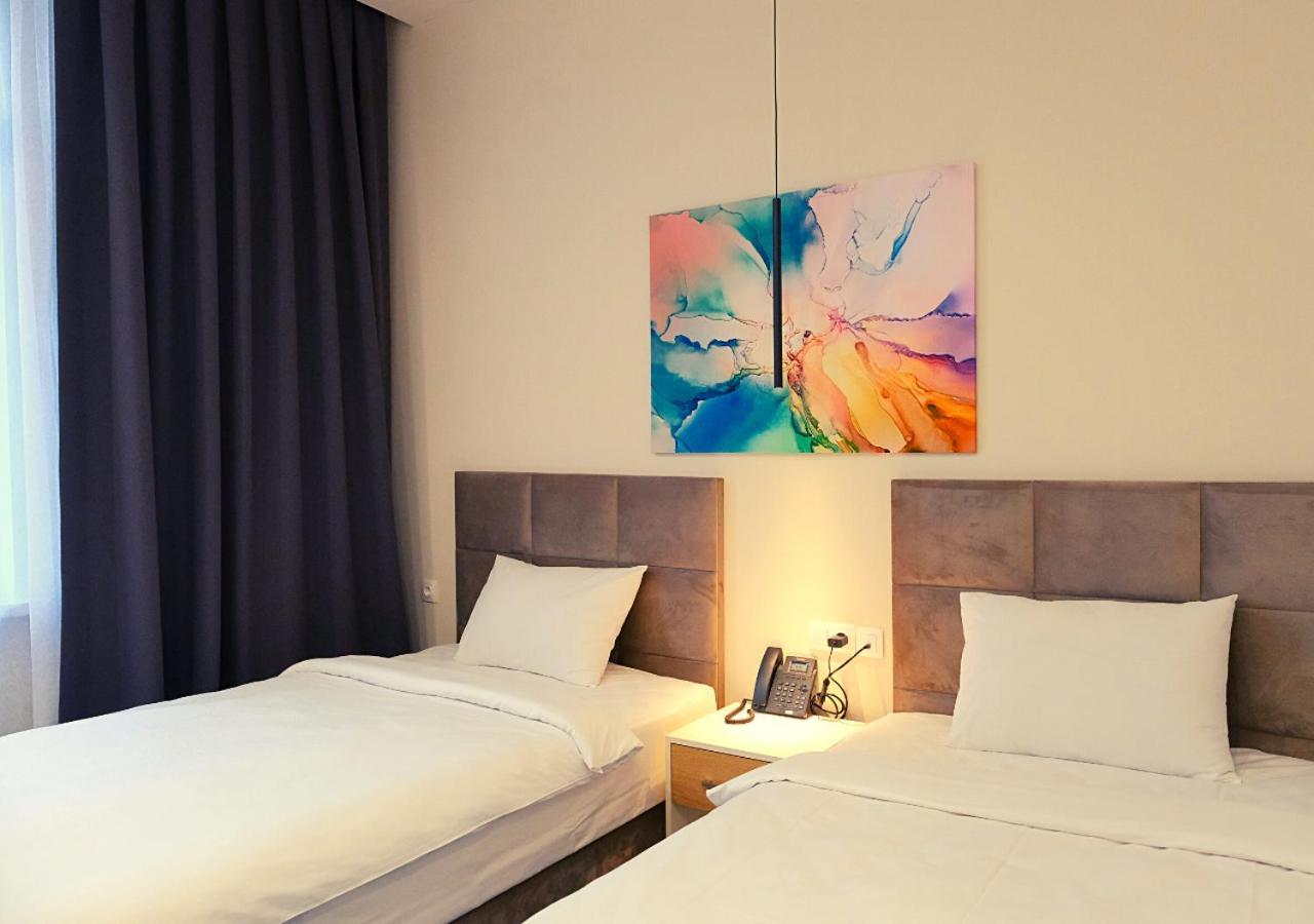 Add Hotel Almaty Extérieur photo