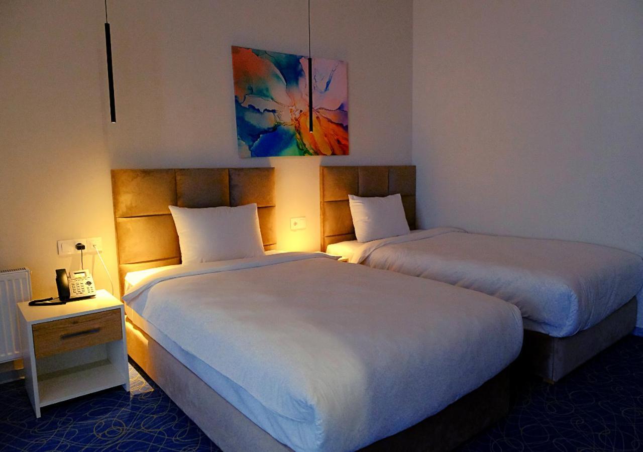 Add Hotel Almaty Extérieur photo